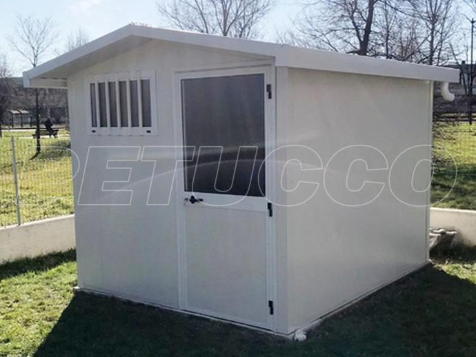 Casetta da giardino bianca