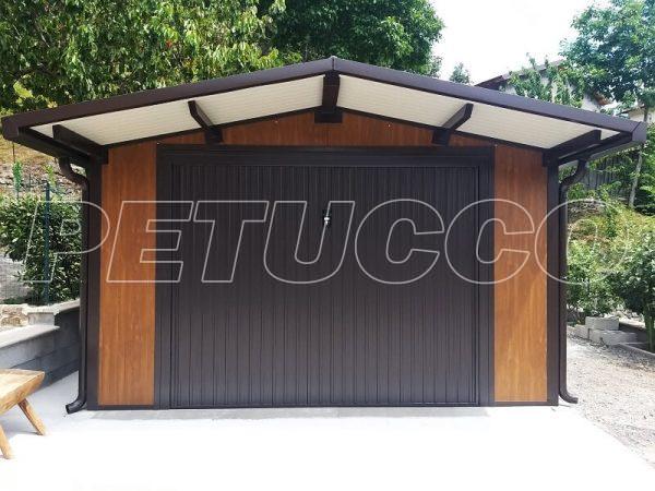 Box auto coibentato effetto legno con sporgenza frontale di 1 mt.